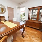 Paradise Premium Zára