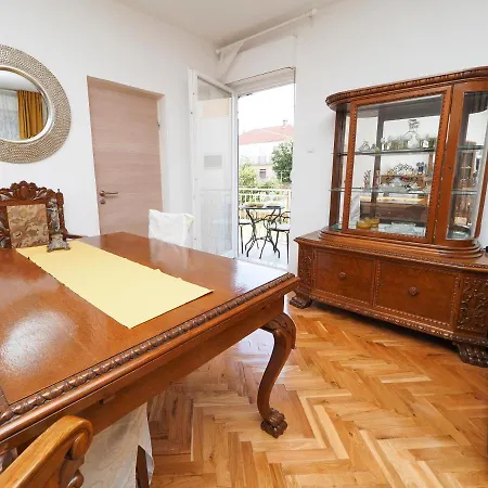 Paradise Premium Zadar