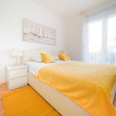 Paradise Premium Zadar